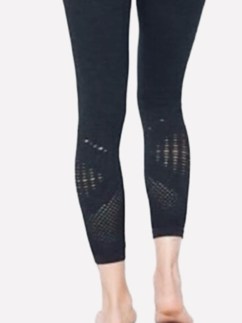 Athleta Black Ribbed Performance Leggings with cutout detail at ankle Size XL